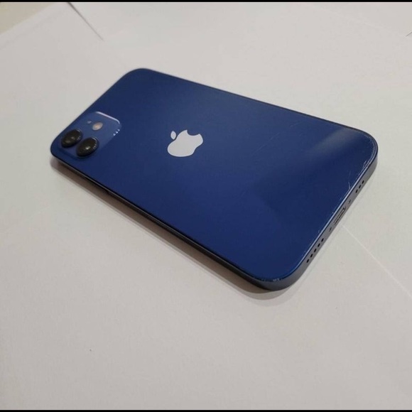iPhone 12 64 Gb att no scratches or dings - Picture 2 of 2